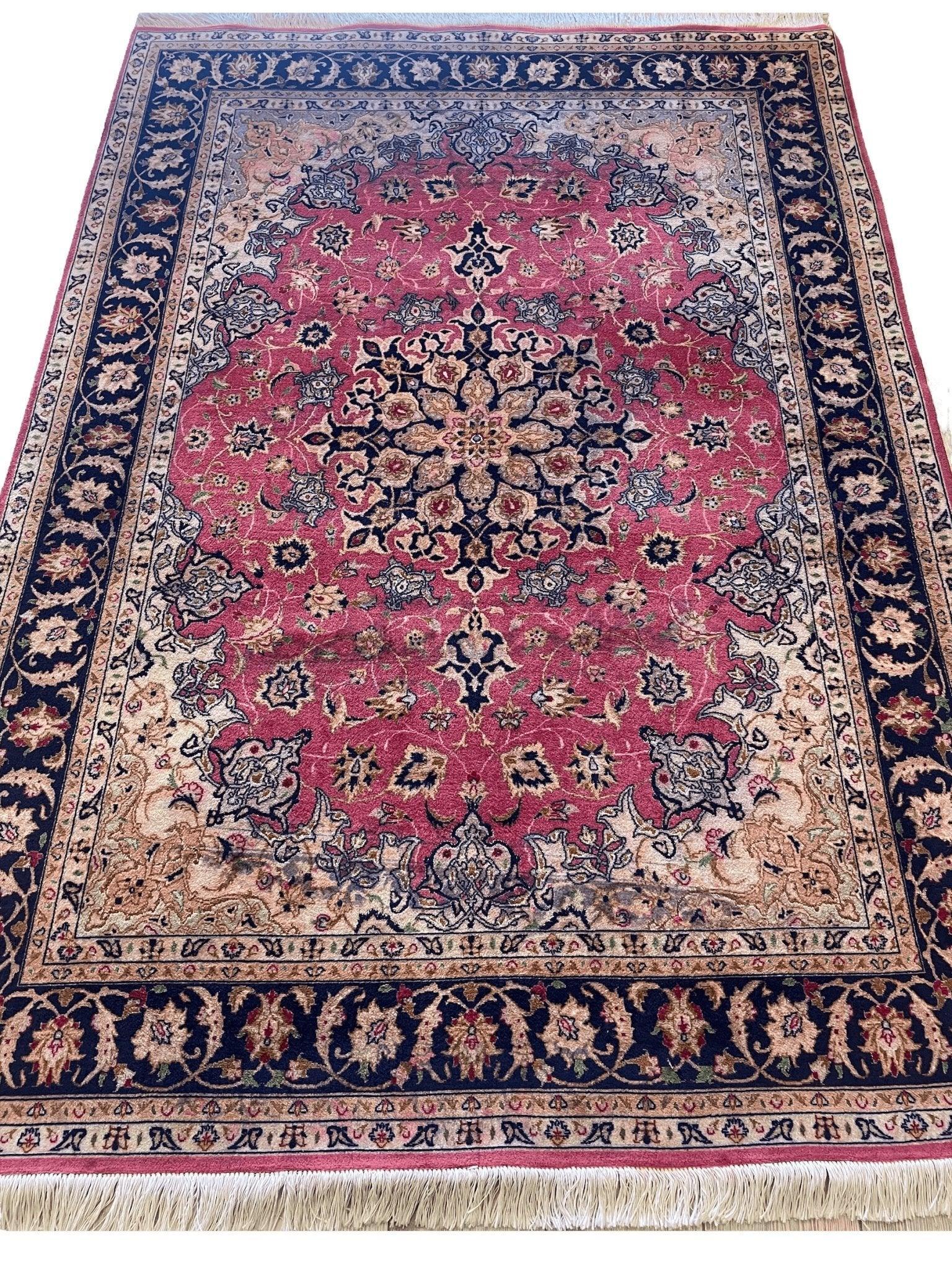 Fine Weave Vintage Wool and Silk Tabriz Rug 7 x 4'10''