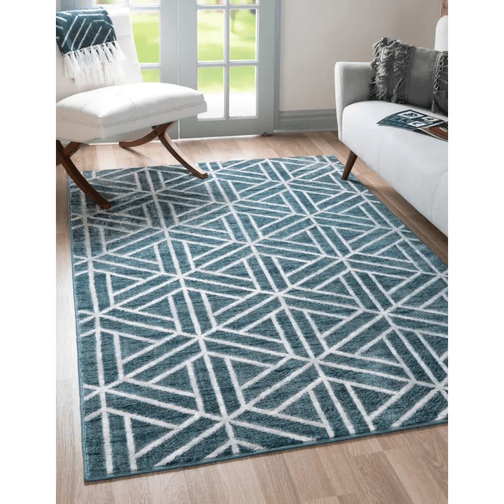 Geometric matrix trellis motif rug