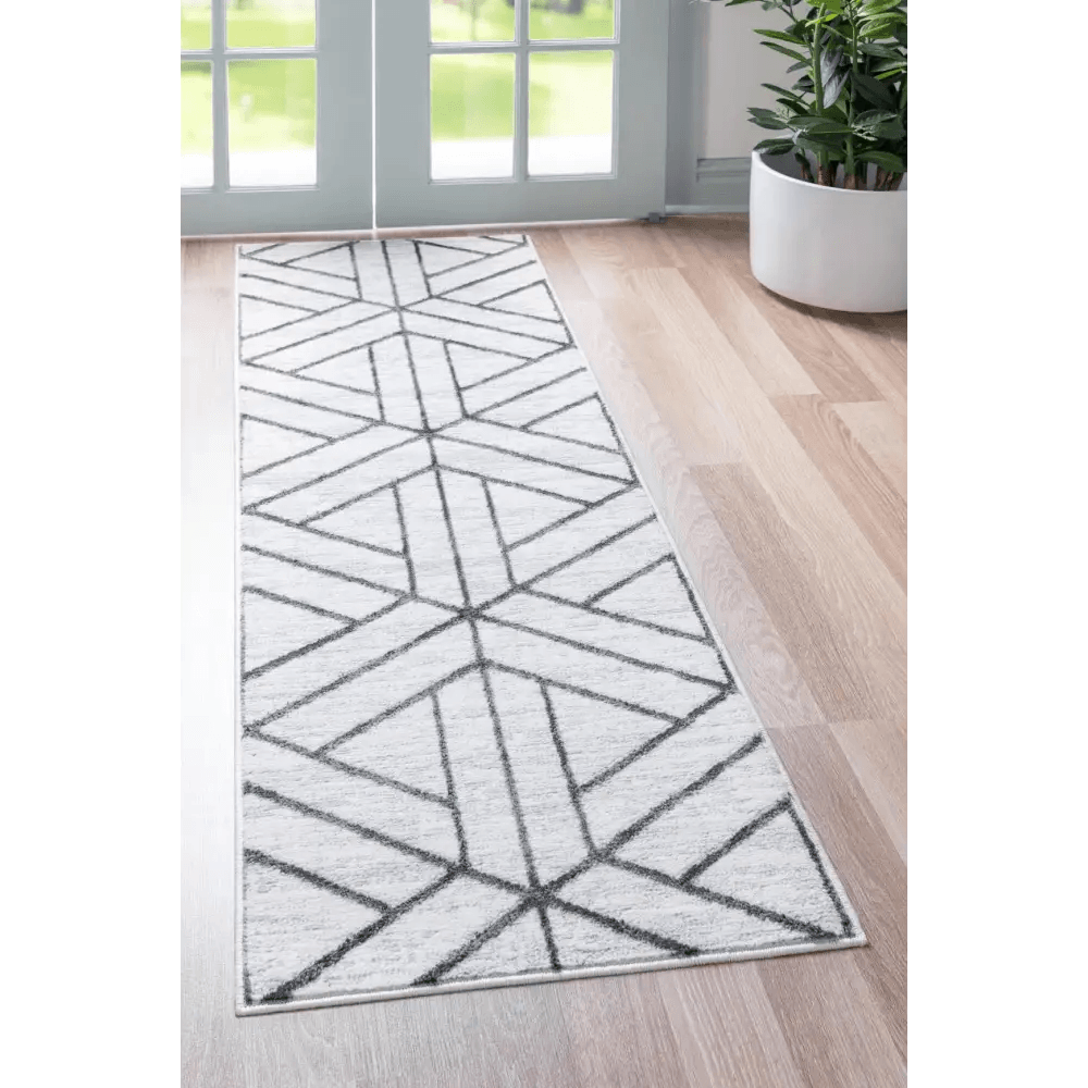 Geometric matrix trellis motif rug