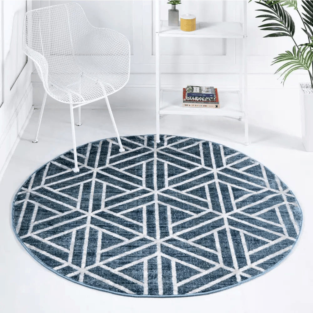 Geometric matrix trellis motif rug