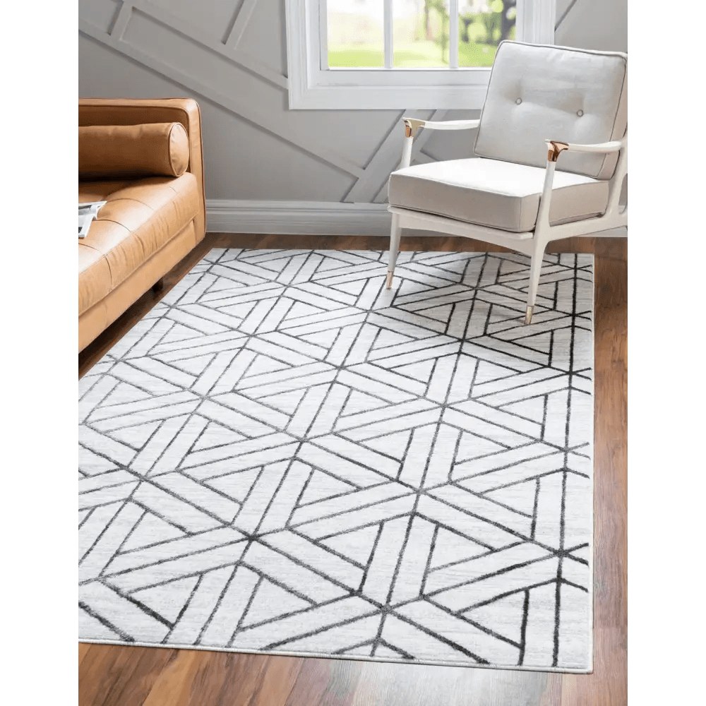 Geometric matrix trellis motif rug