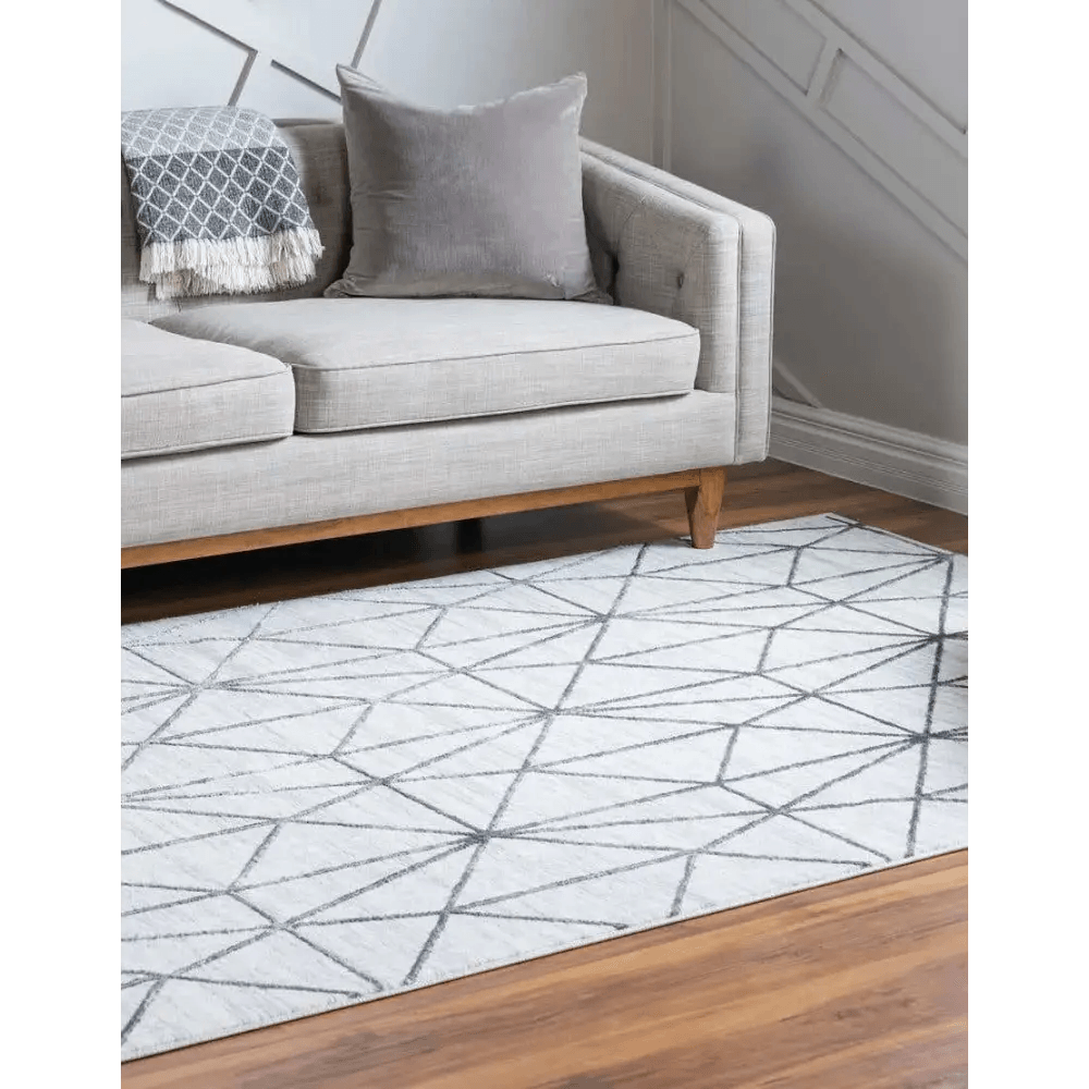 Geometric matrix trellis rug