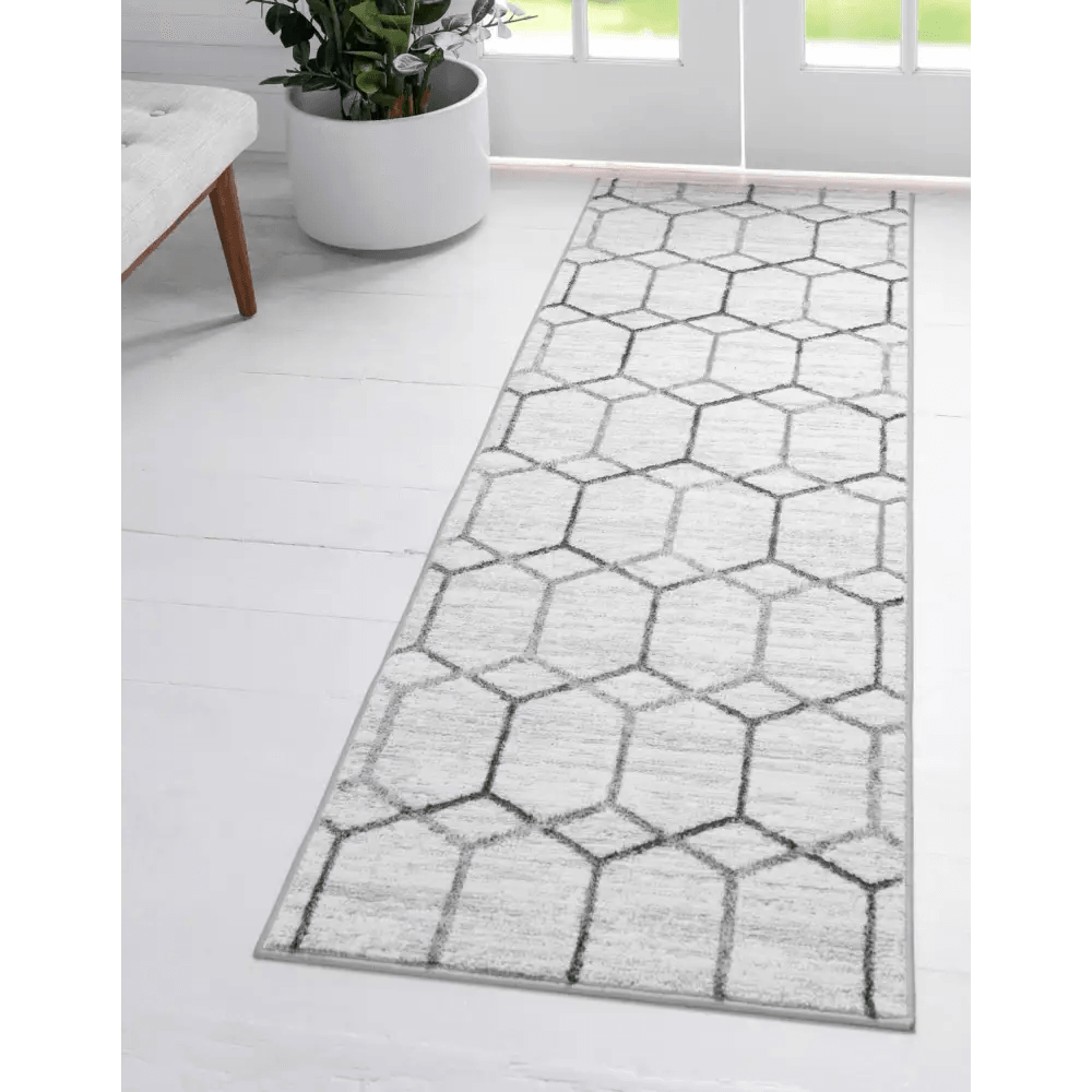 Geometric matrix trellis tile rug