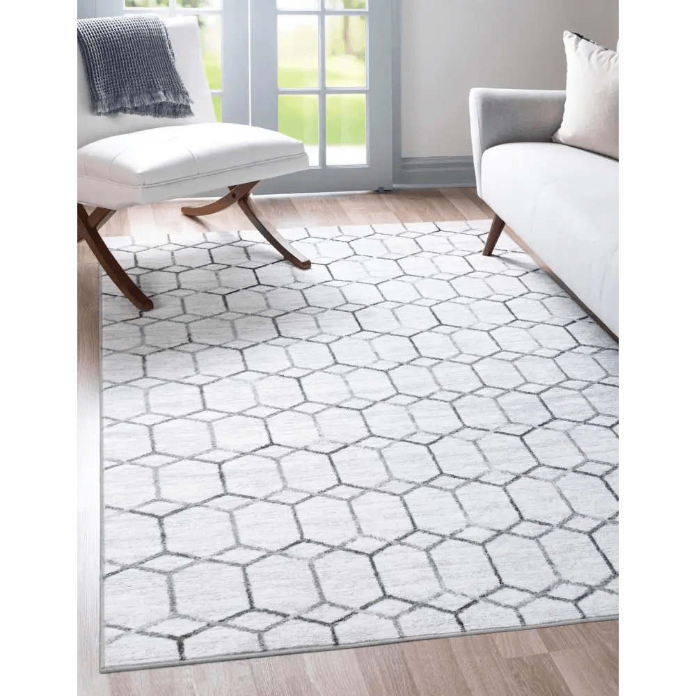 Geometric matrix trellis tile rug