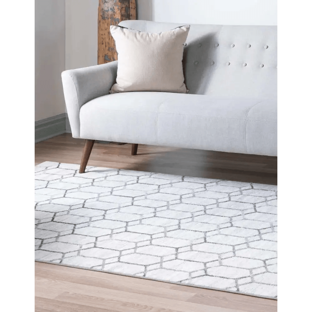 Geometric matrix trellis tile rug