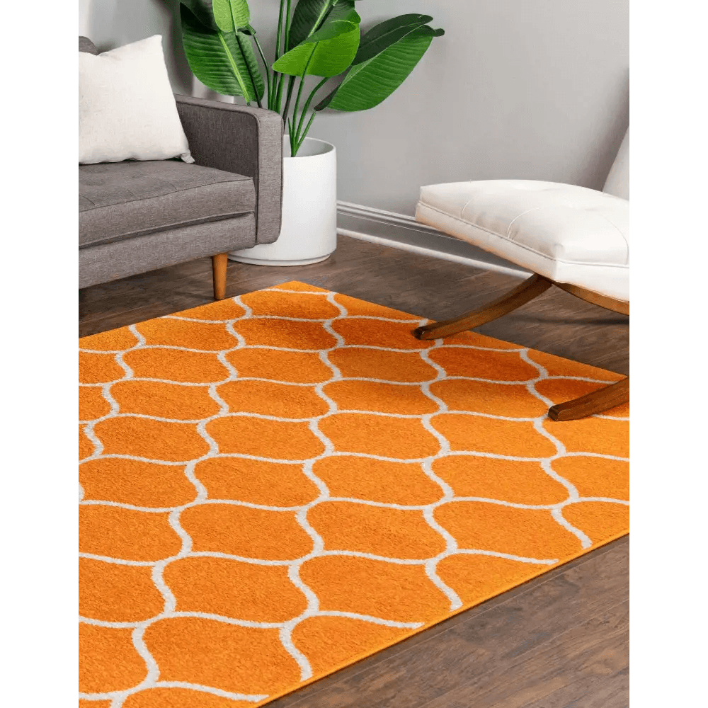 Geometric rounded trellis frieze rug (rectangular)