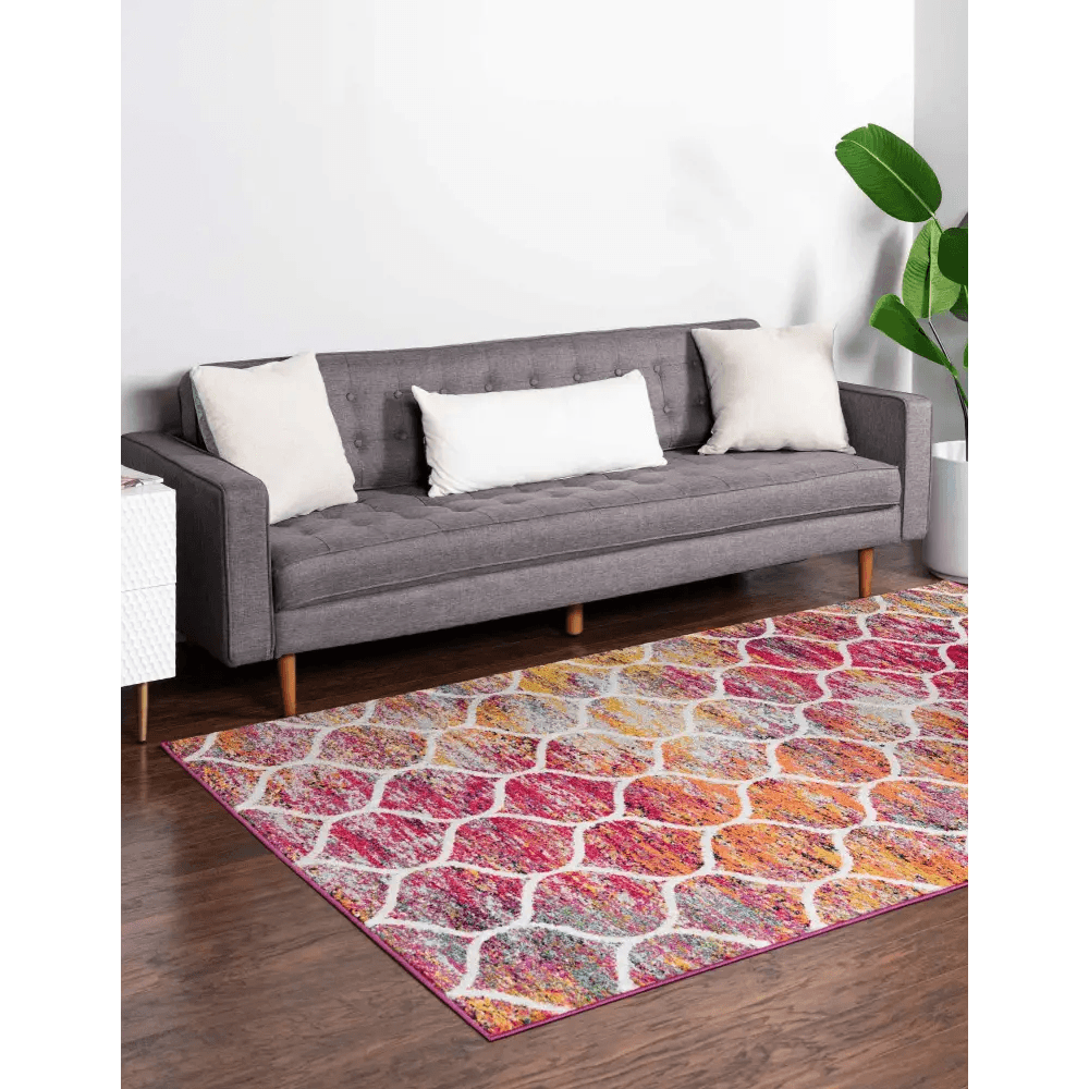 Geometric rounded trellis frieze rug (rectangular)