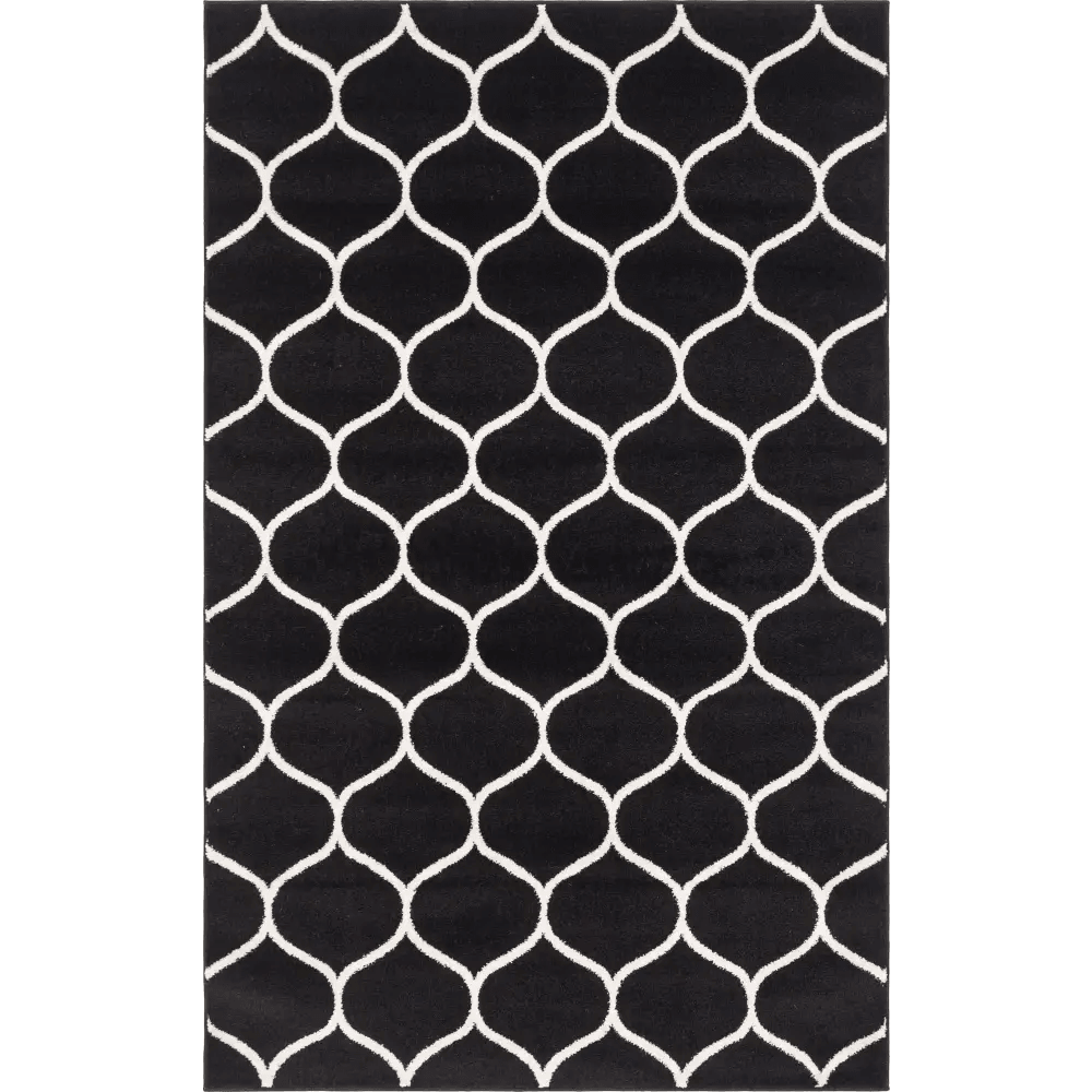 Geometric rounded trellis frieze rug (rectangular)