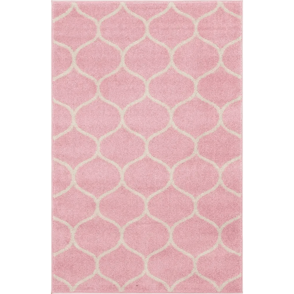 Geometric rounded trellis frieze rug (rectangular)