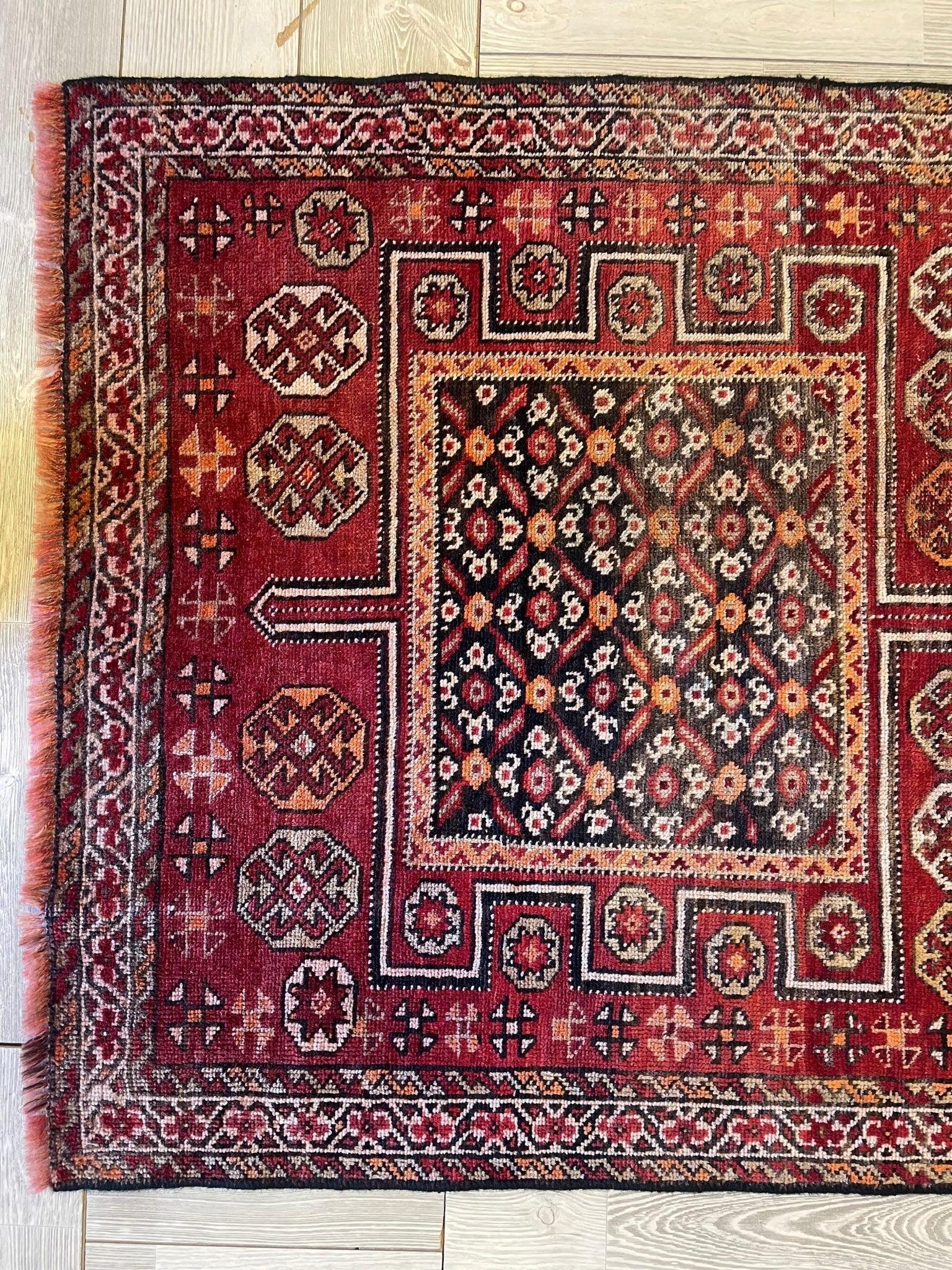 Handmade Vintage Kurdish Quchan Rug 7'8'' x 3'7''