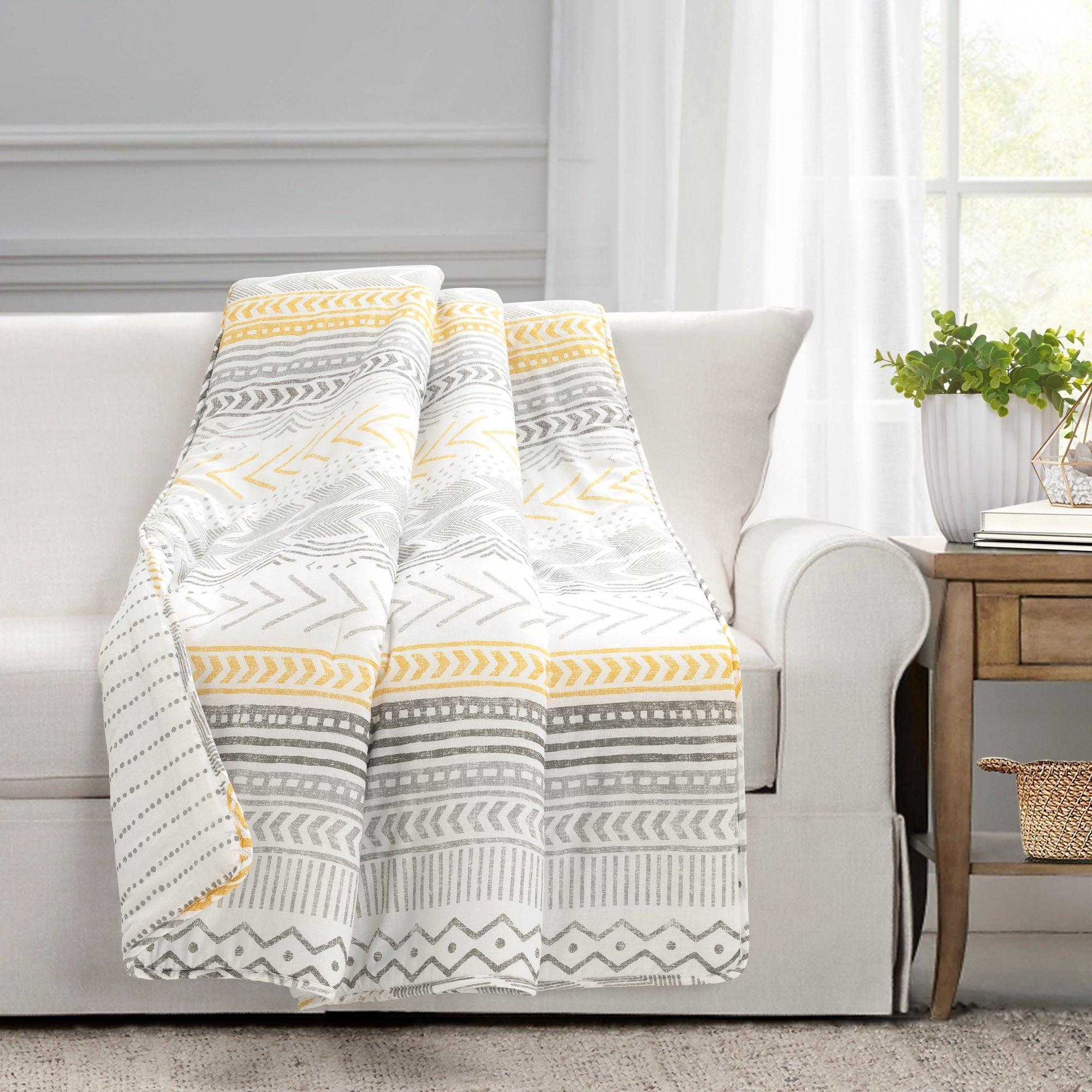 Hygge Geo Throw