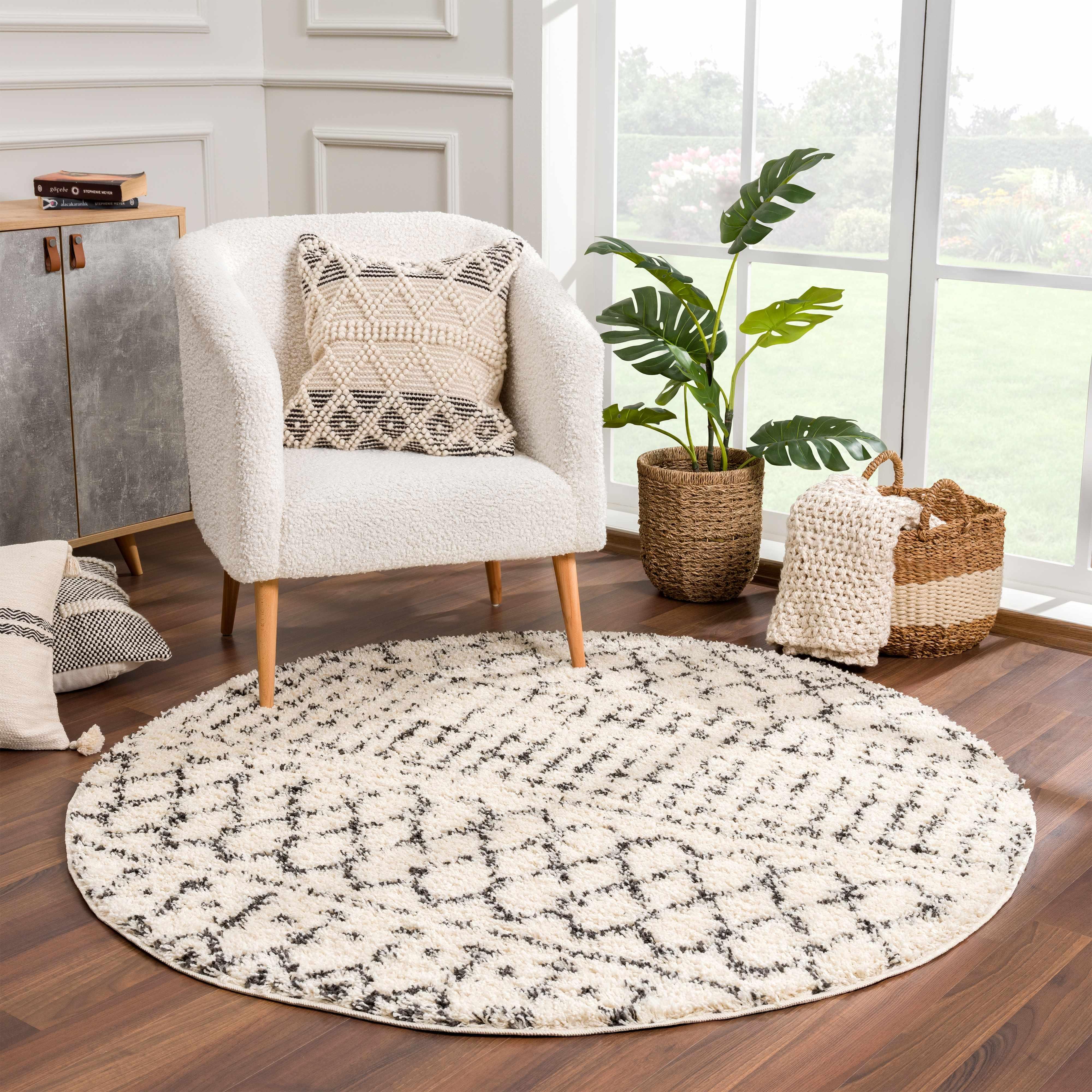 Kibureau Cream Trellis Shag Area Rug