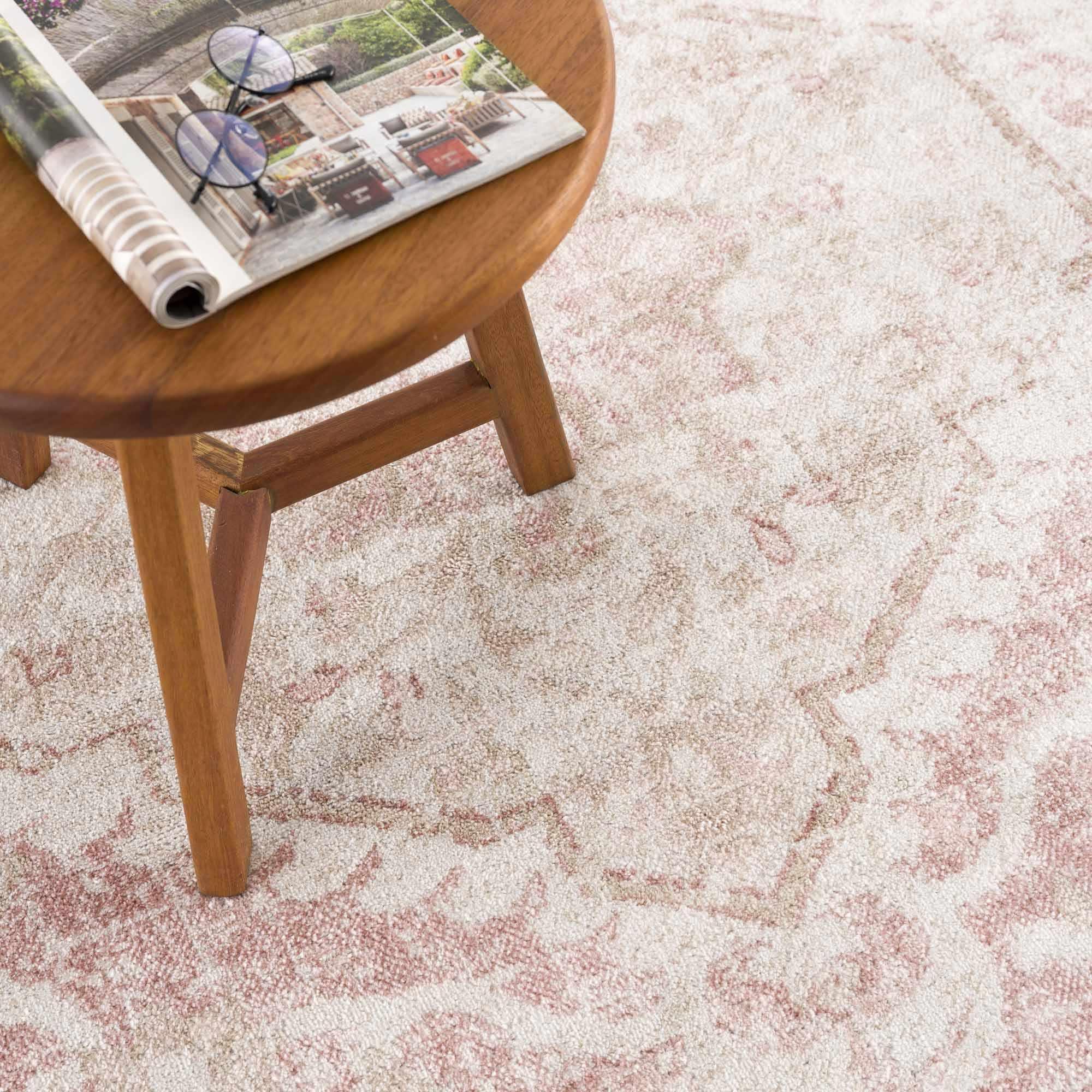 Leonora Area Rug