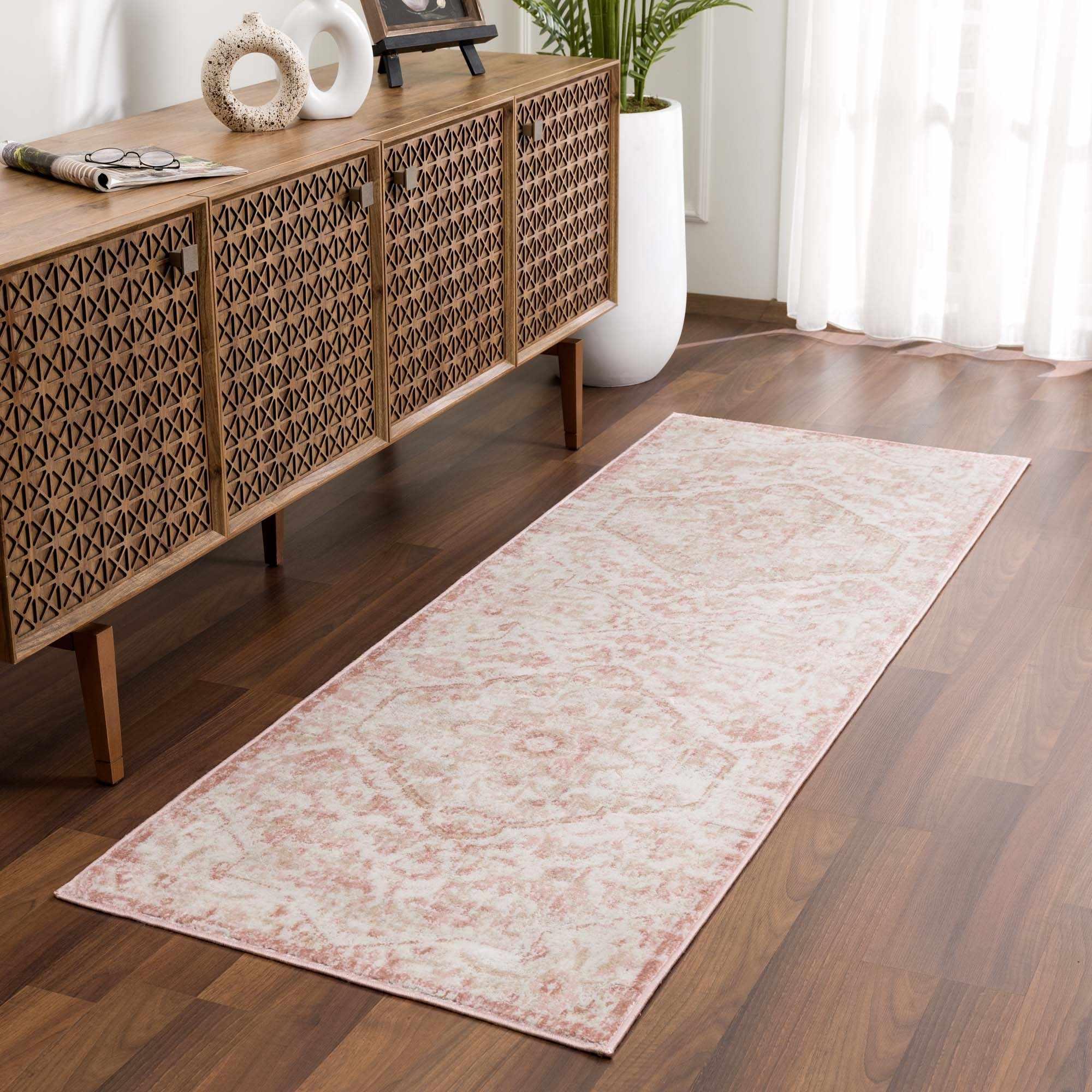 Leonora Area Rug