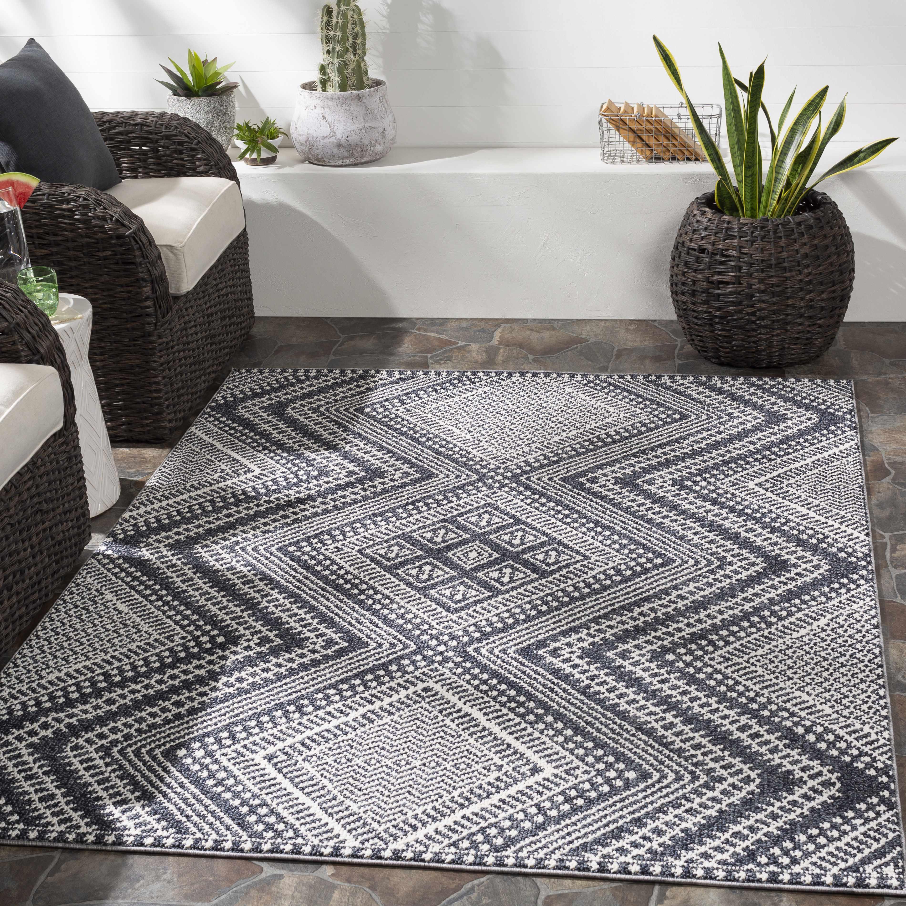 Madison Black&White Area Rug