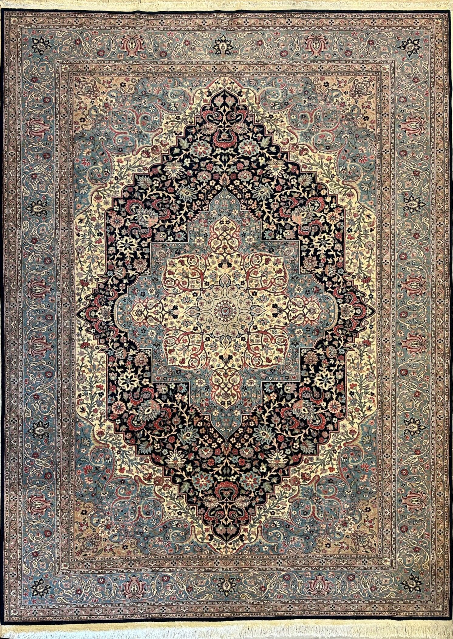 Mint Hand Knotted Persian Rug 9’X12’