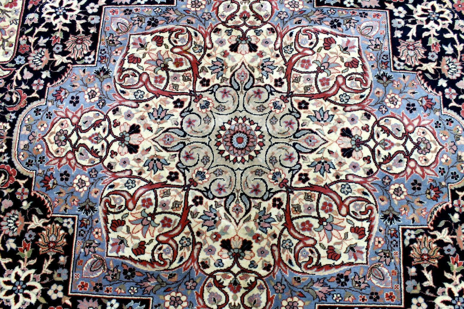 Mint Hand Knotted Persian Rug 9’X12’