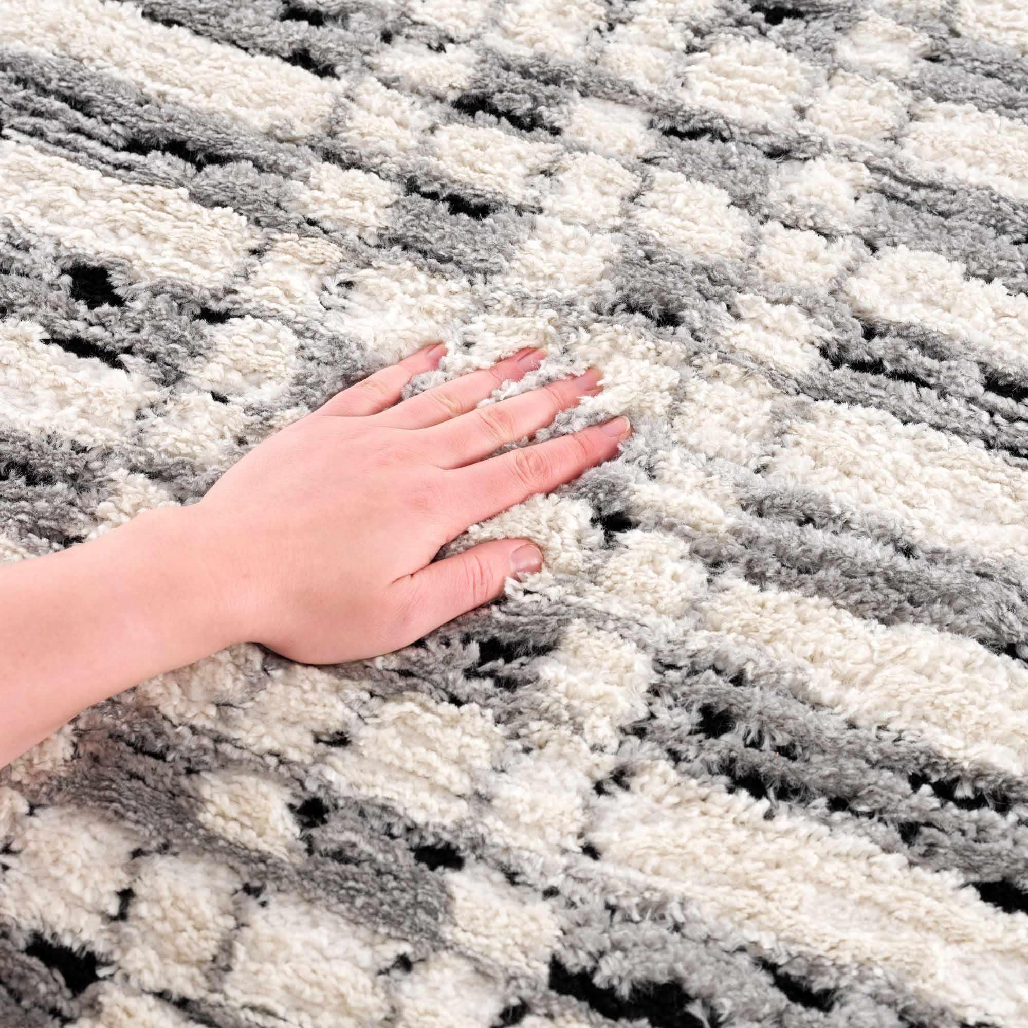 Nava Area Rug