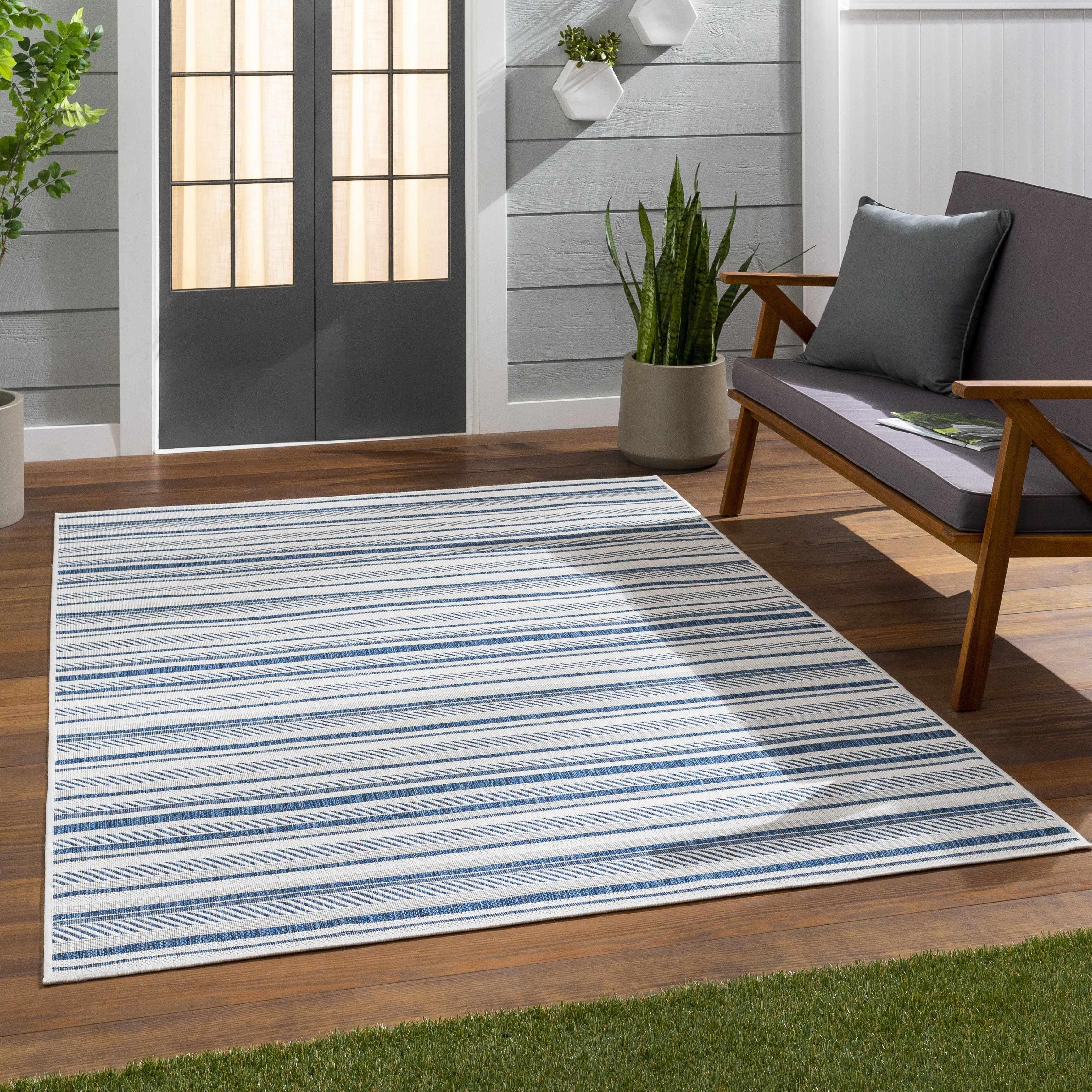 Olin White&Blue Performance Rug