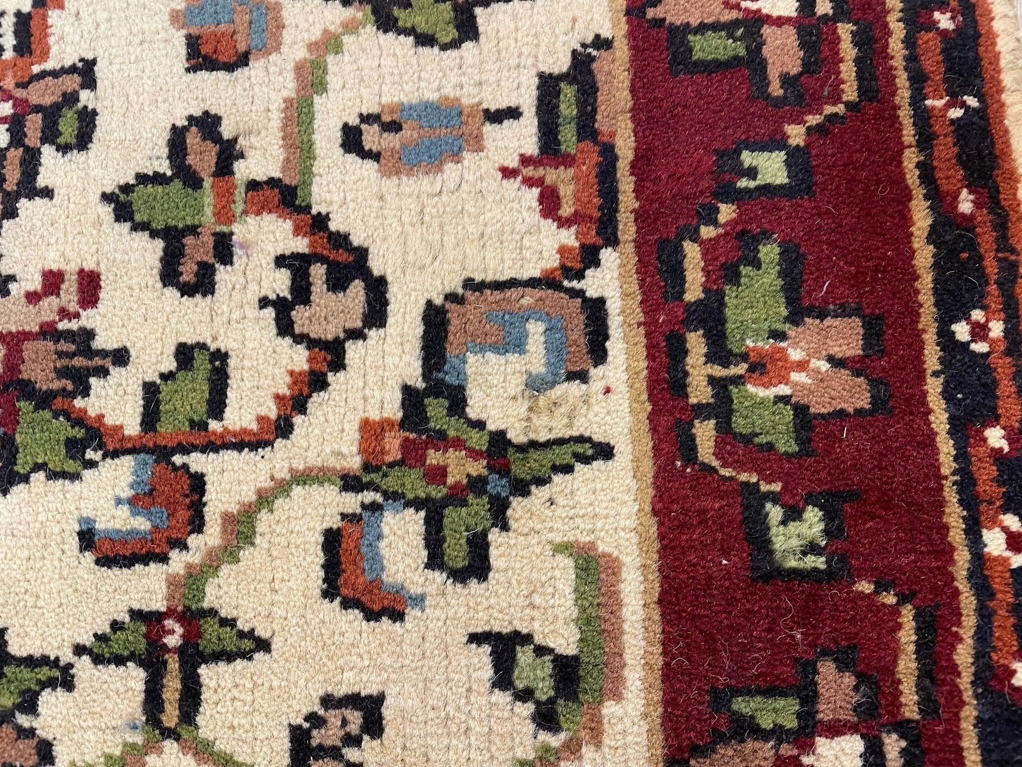 Peshawar Wool Handmade Small Rug 2x3 Ft