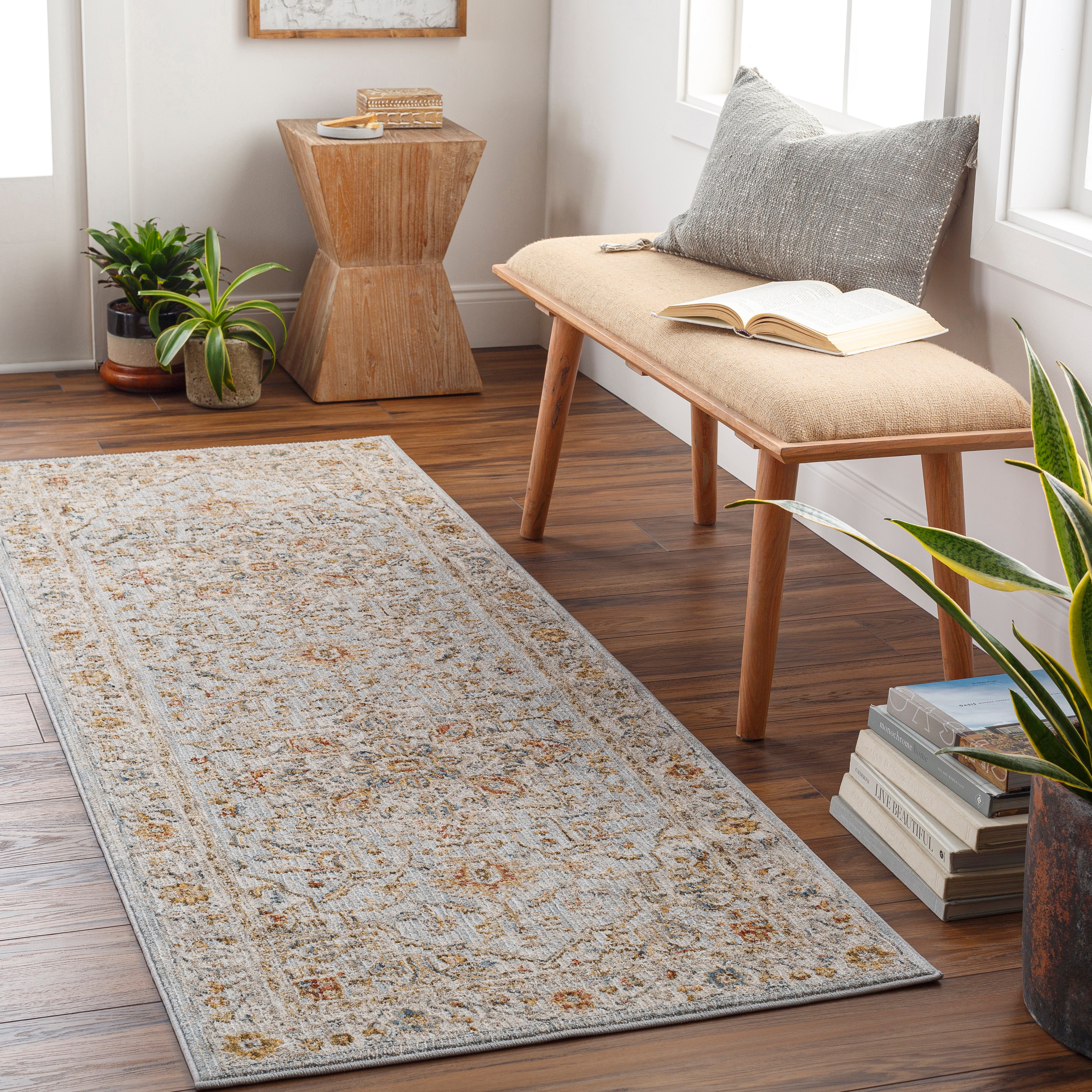 Surya Reina REN-2304 Rug