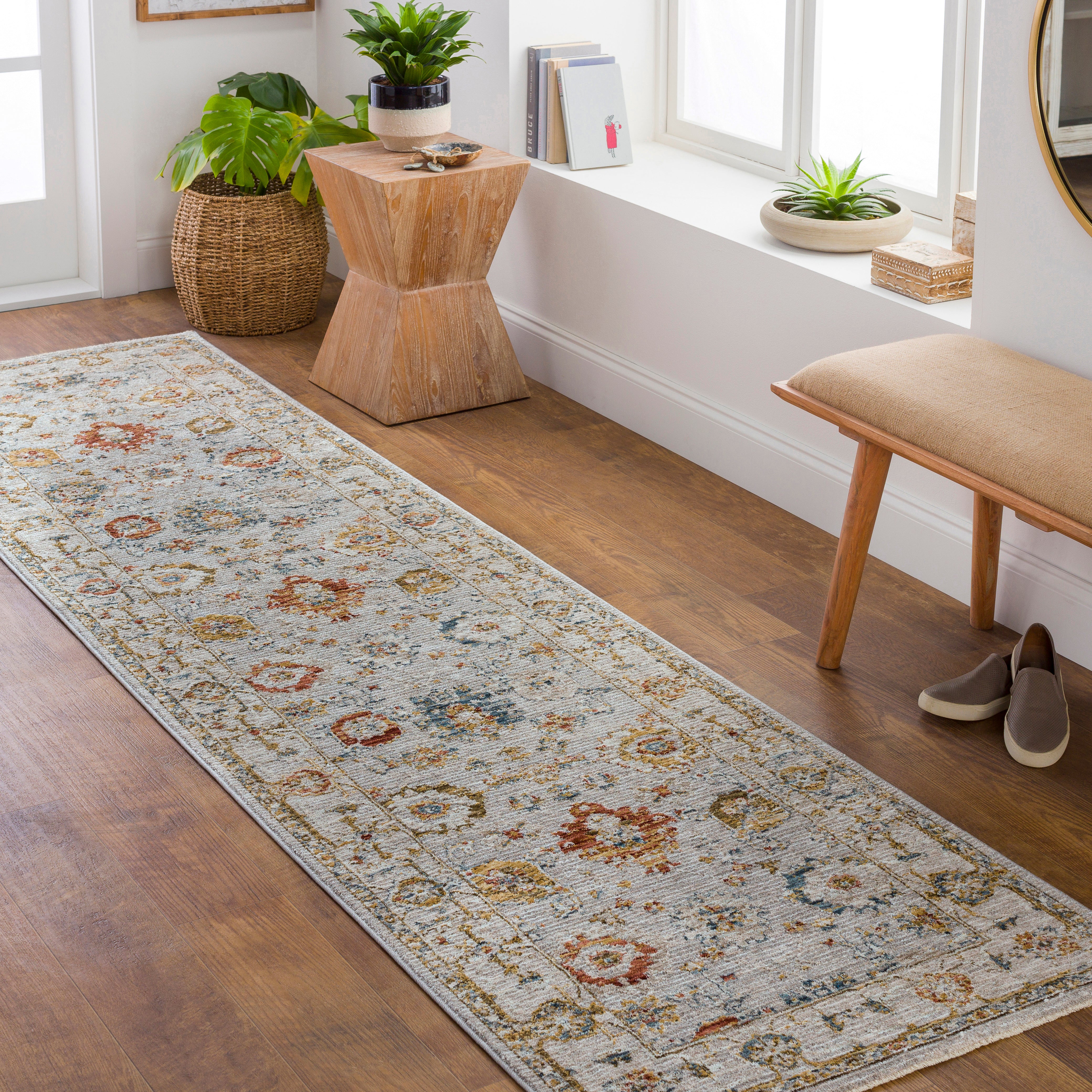 Surya Reina REN-2307 Rug