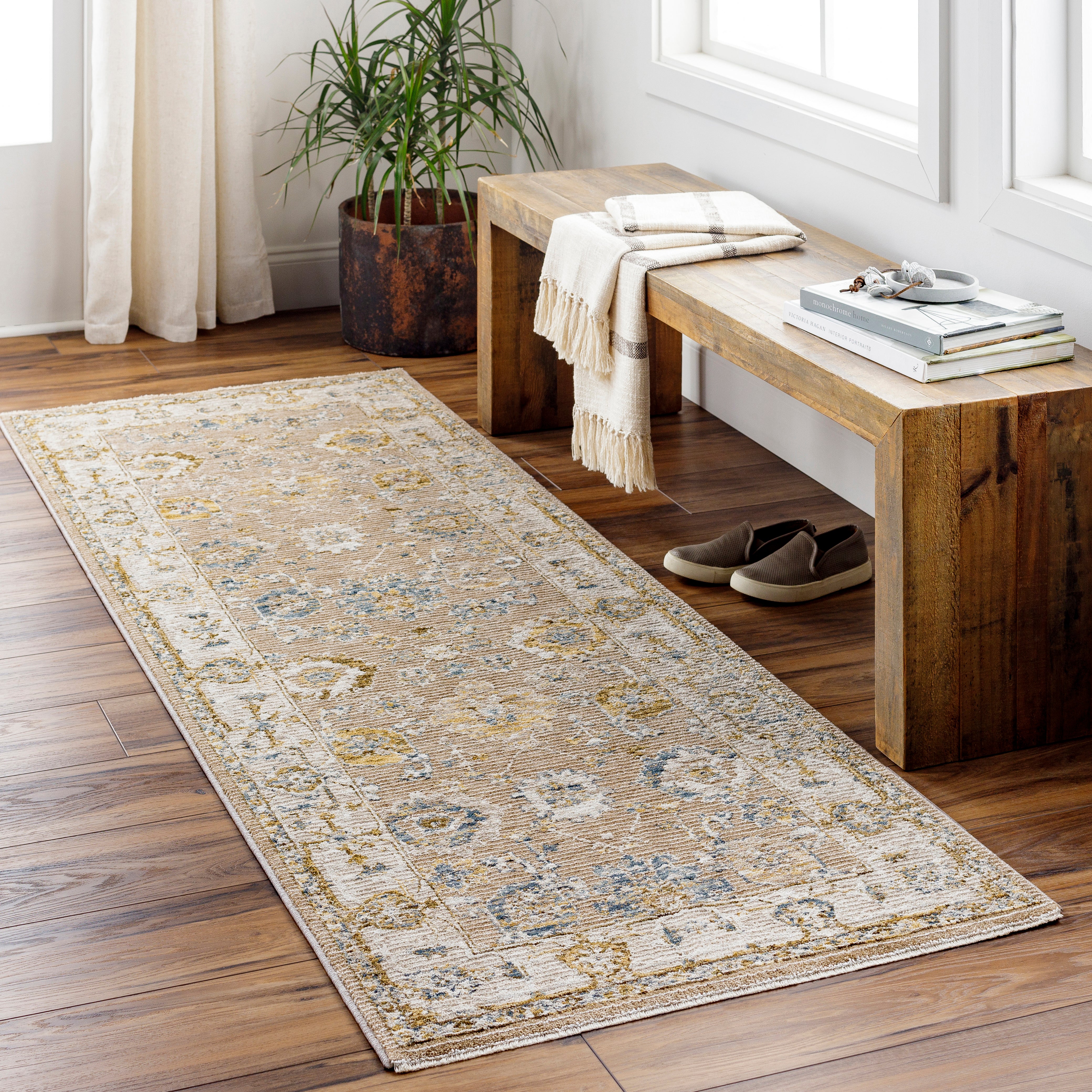 Surya Reina REN-2308 Rug