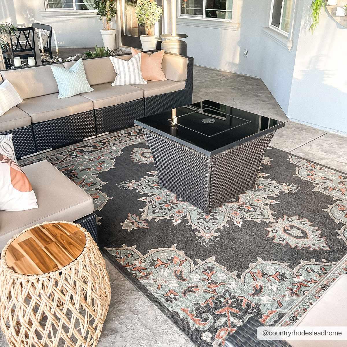 Roseglen Brown Medallion Area Rug