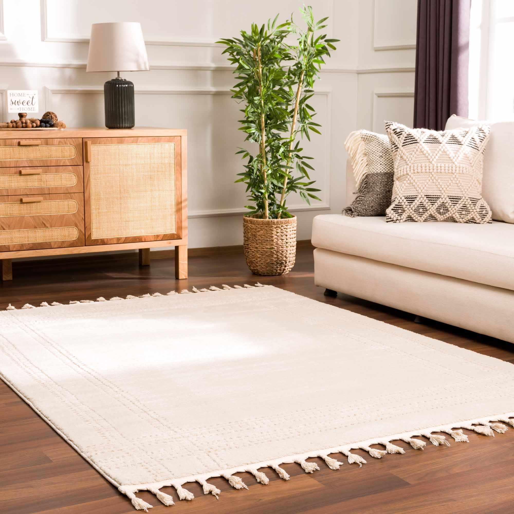 Ryuu Ivory Area Rug