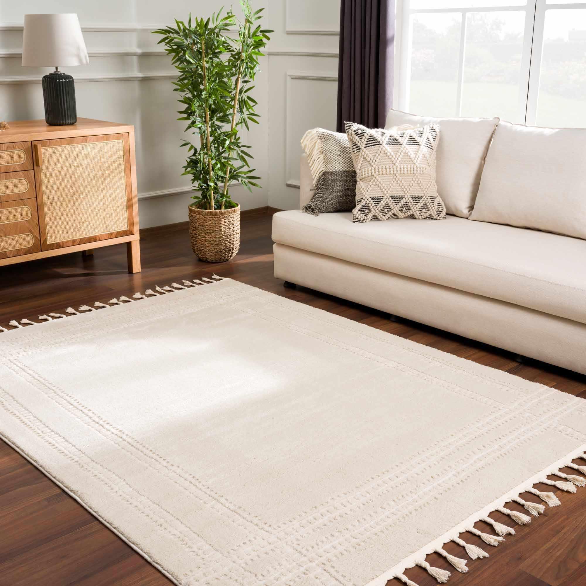 Ryuu Ivory Area Rug