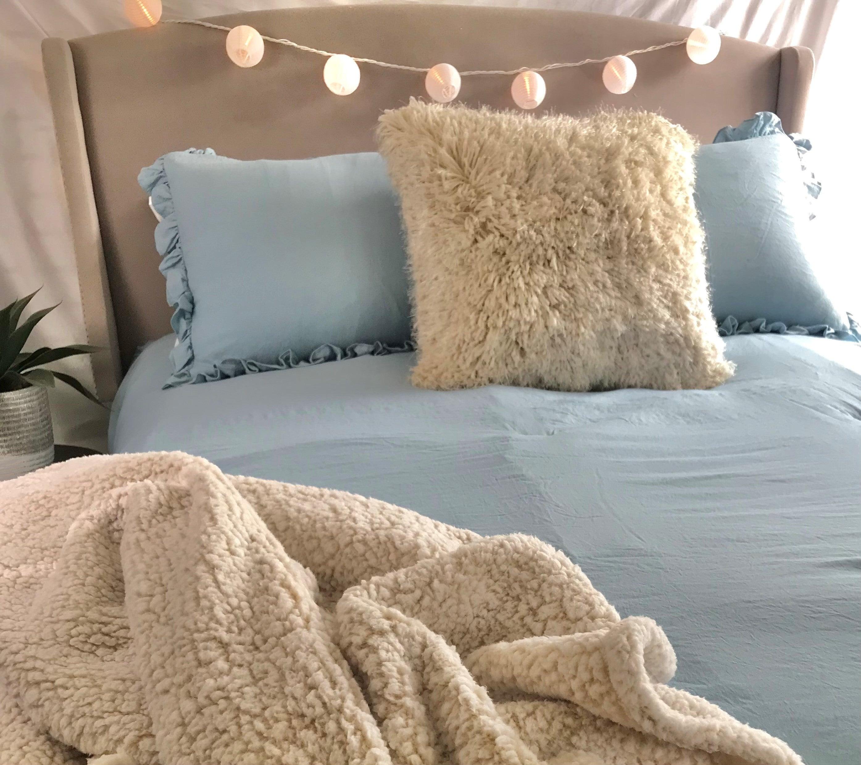 Sherpa Tassel Fringe Throw