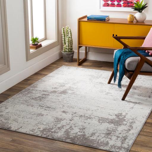 Surya Chester CHE-2340 5'3" x 7'3" Rug