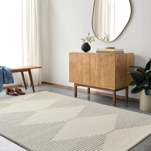 Surya Granada GND-2356 2' x 3' Rug