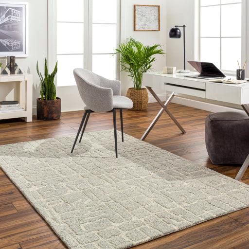 Surya Madelyn MYN-2305 2' x 3' Rug