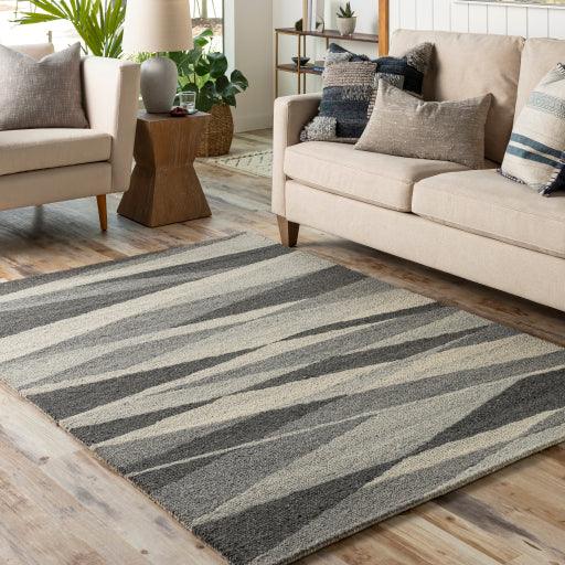 Surya Madelyn MYN-2308 2' x 3' Rug