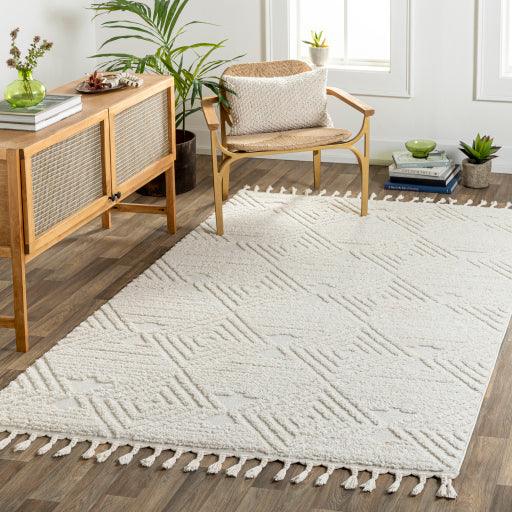 Surya Nora NOA-2307 7'10" x 10' Rug