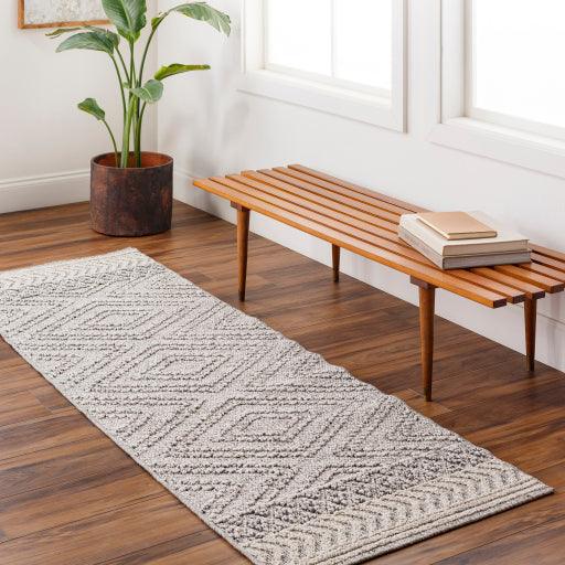 Surya Sarasota SSO-2308 2'5" x 7'3" Rug