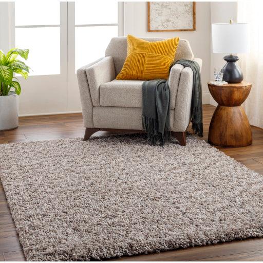 Surya Ultra Shag UTG-2308 5'3" x 7' Rug