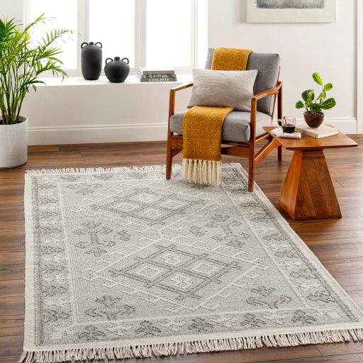 Surya Valerie VLA-2305 2' x 3' Rug