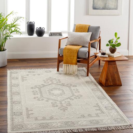 Surya Valerie VLA-2306 2' x 3' Rug