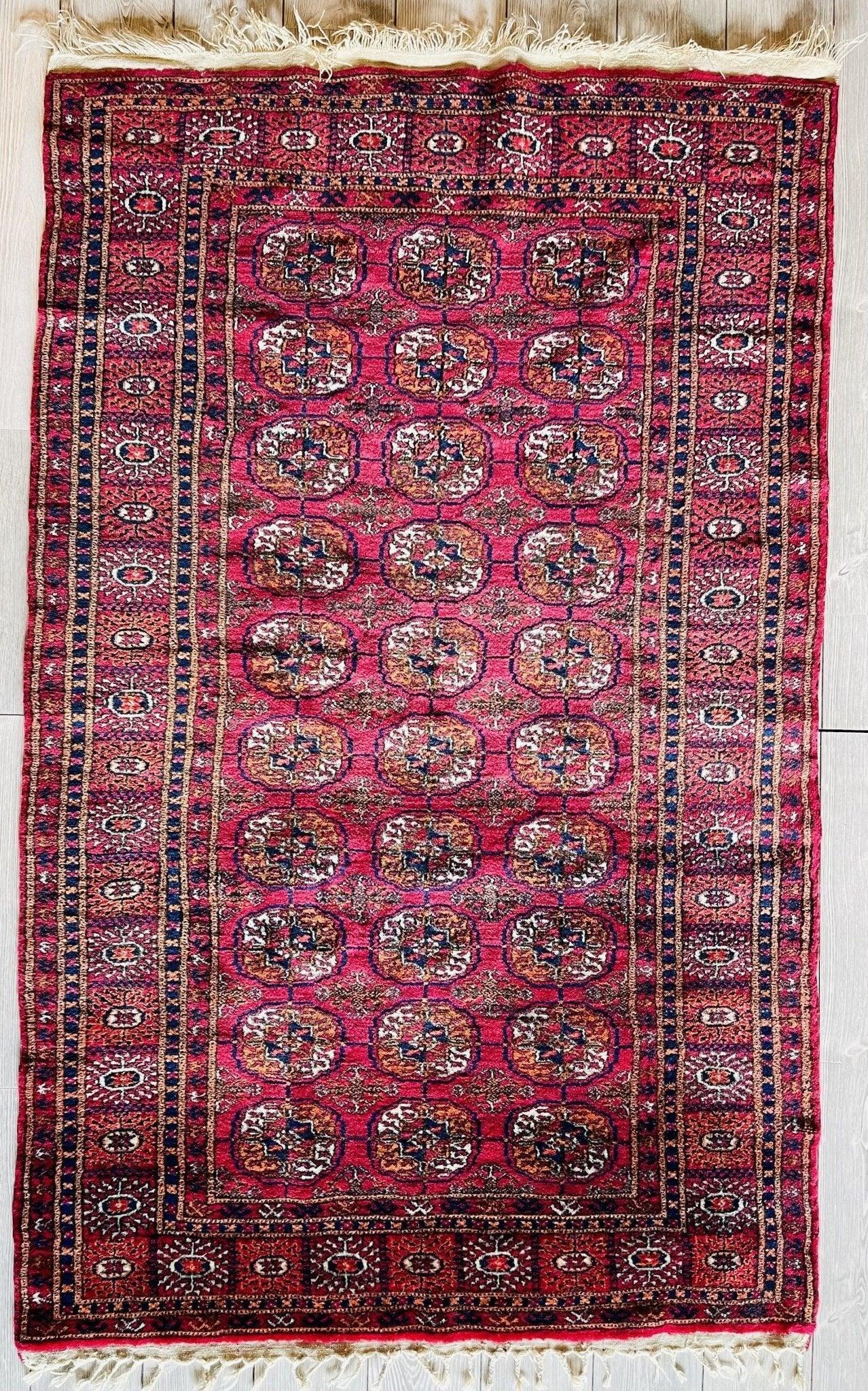 Vintage Hand-knotted Rug I Turkoman Tekke 4X7'7''