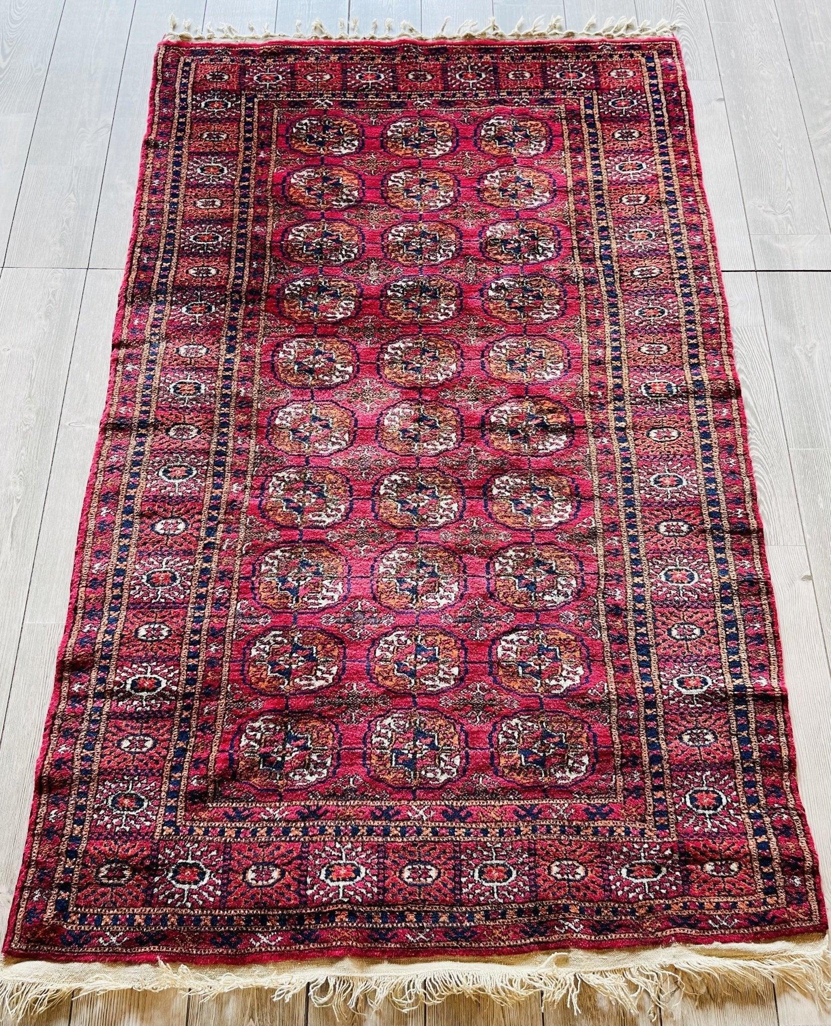 Vintage Hand-knotted Rug I Turkoman Tekke 4X7'7''