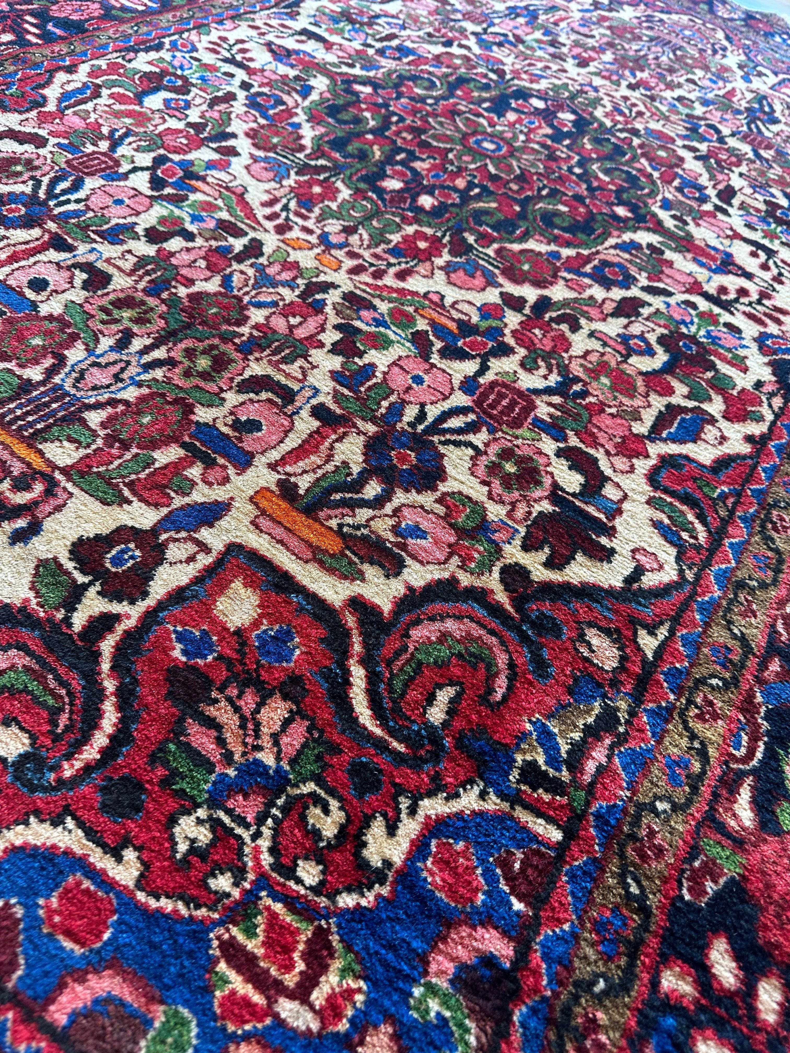 Vintage Handmade Persian Hamadan Rug 4’4” x 7’1”