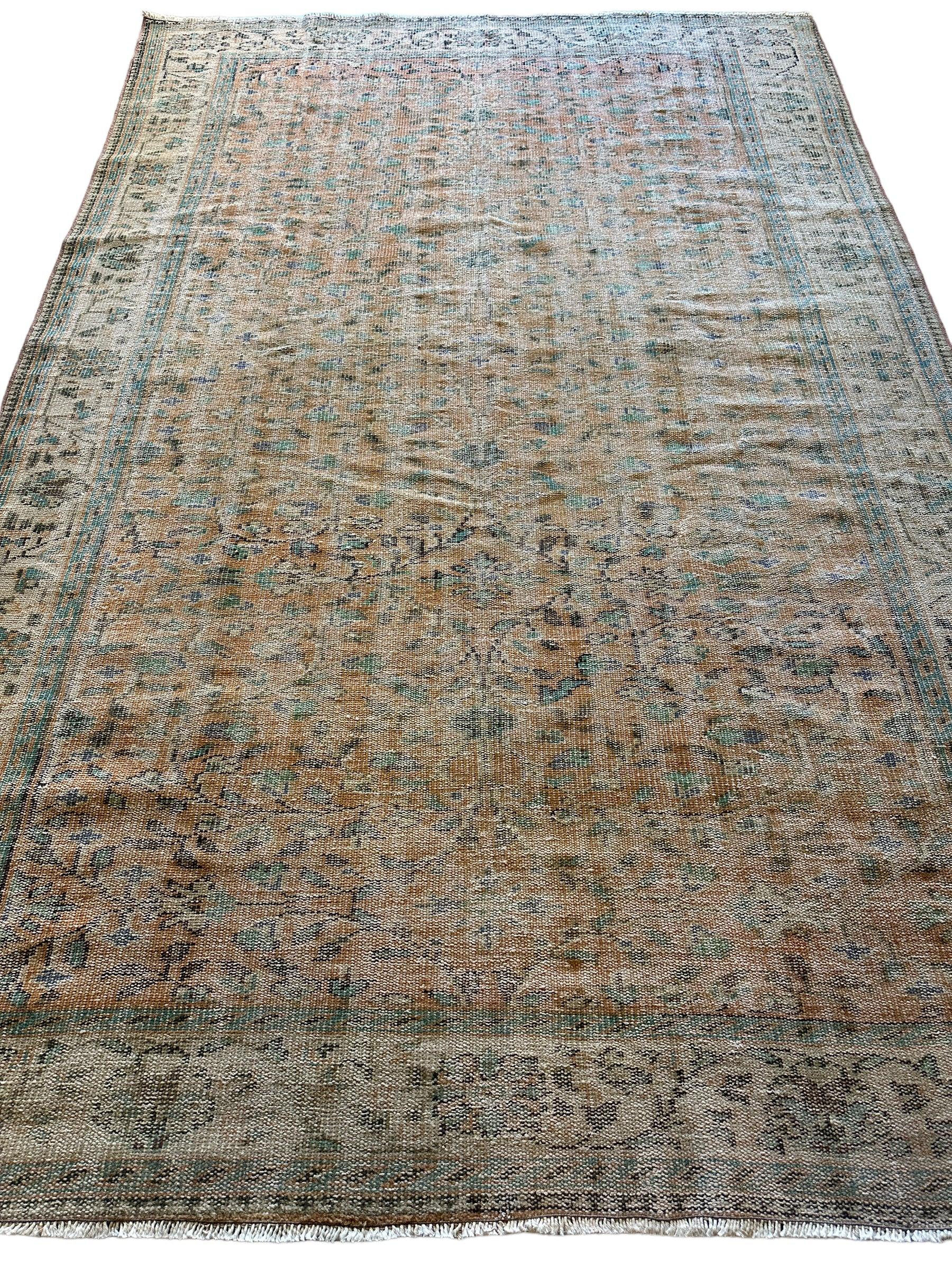 Vintage Handmade Turkish Area Rug 6’2” x 9’5”