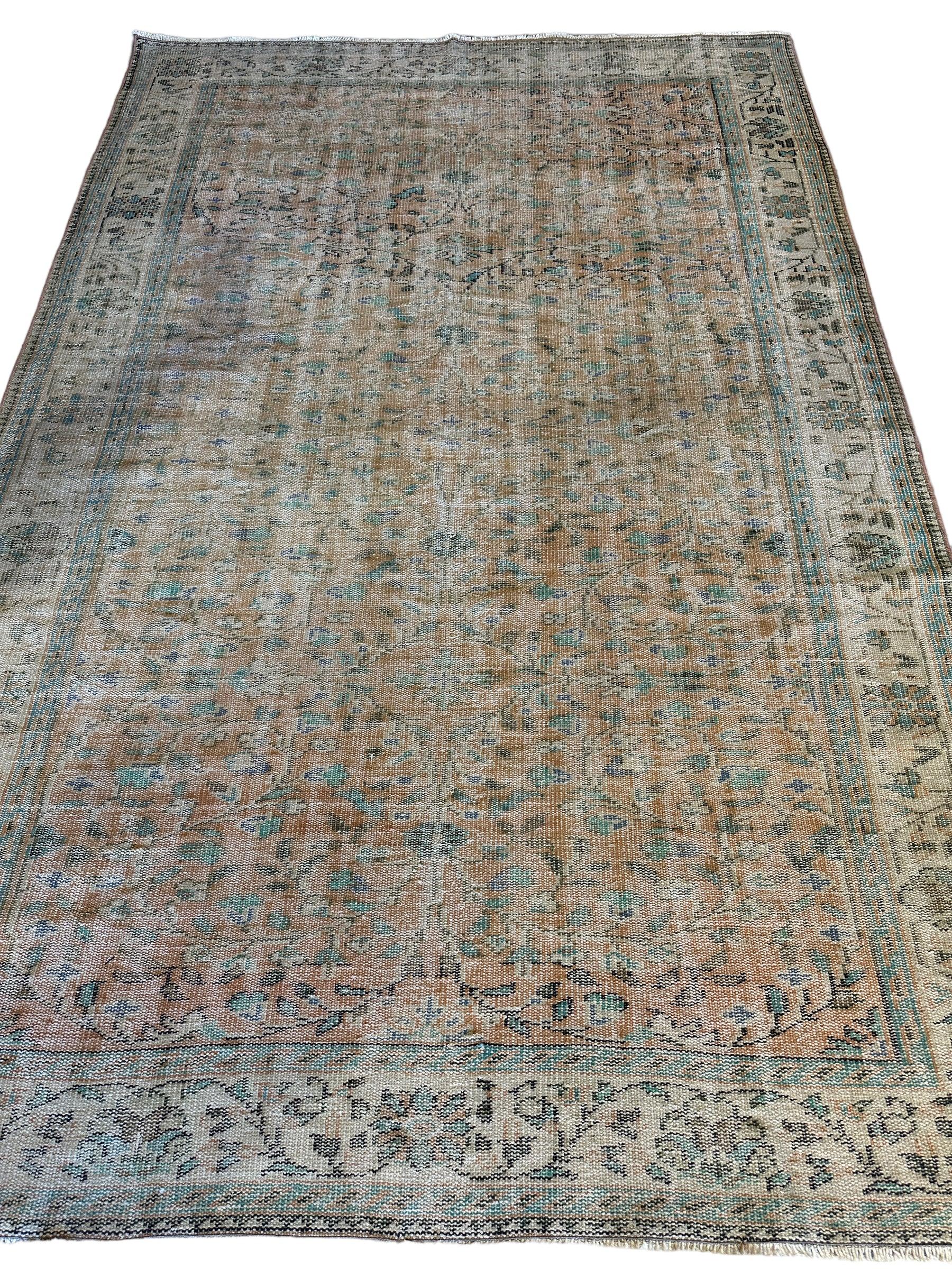 Vintage Handmade Turkish Area Rug 6’2” x 9’5”