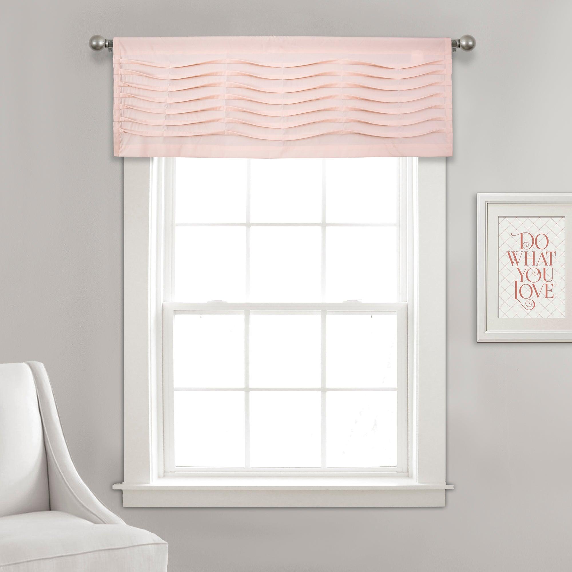 Wave Texture Valance