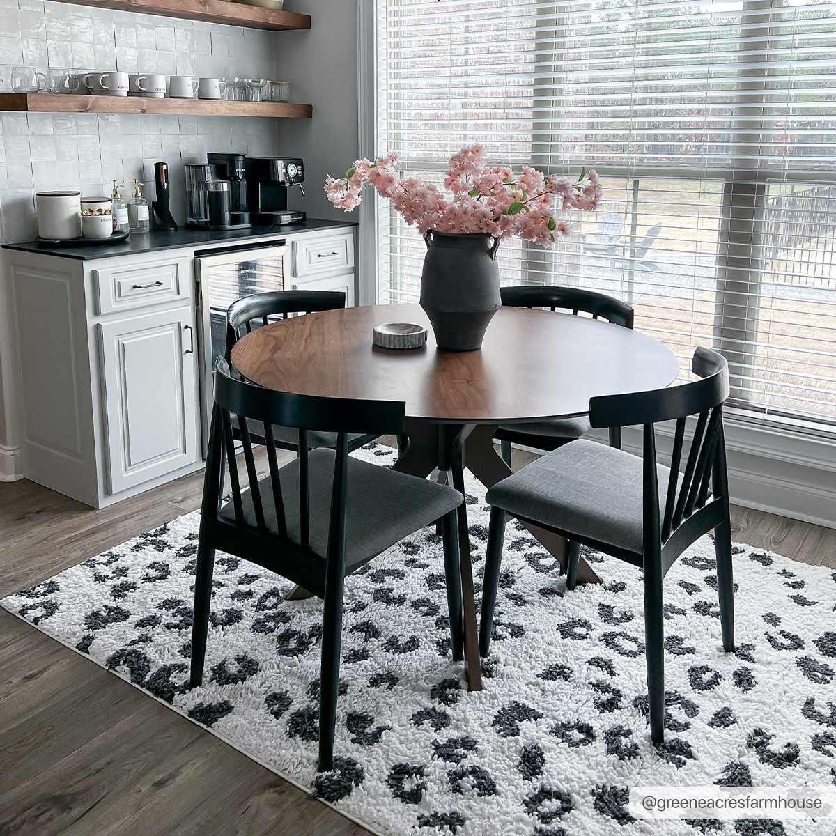 Zhen Black & White Area Rug